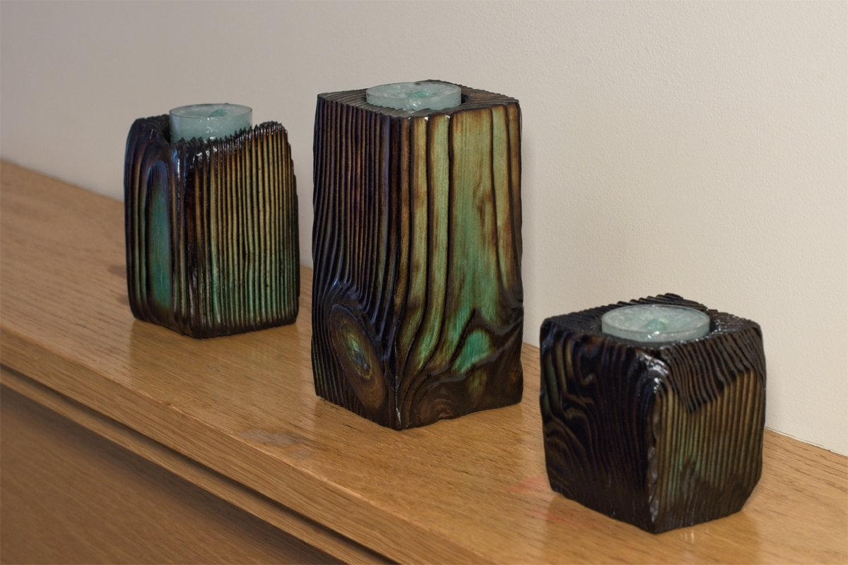 Yakisugi-style Tealight Holders in a Menthol colour